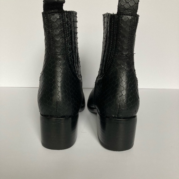 NWOT MADDEN Black Leather Ankle Boots - Steven by Steve Madden - Picture 3 of 6